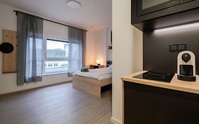 Jade & Jabo - Sehr Schoene Zimmer & Apartements Zum Wohlfuehlen Tageweise & Wochenweise Buchbar